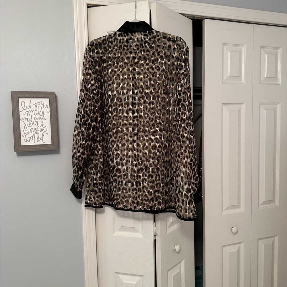 SAM Sheer Leopard Blouse - Picture 6 of 10